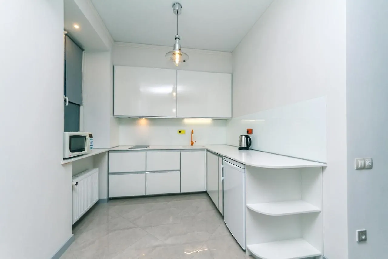 Hotrent City Deluxe Kiev